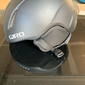 Kids Giro Black Low-Profile Ski/Snowboard Helmet